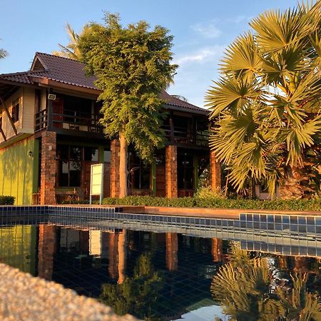 The Chevalley Beach Resort Satun Luaran gambar