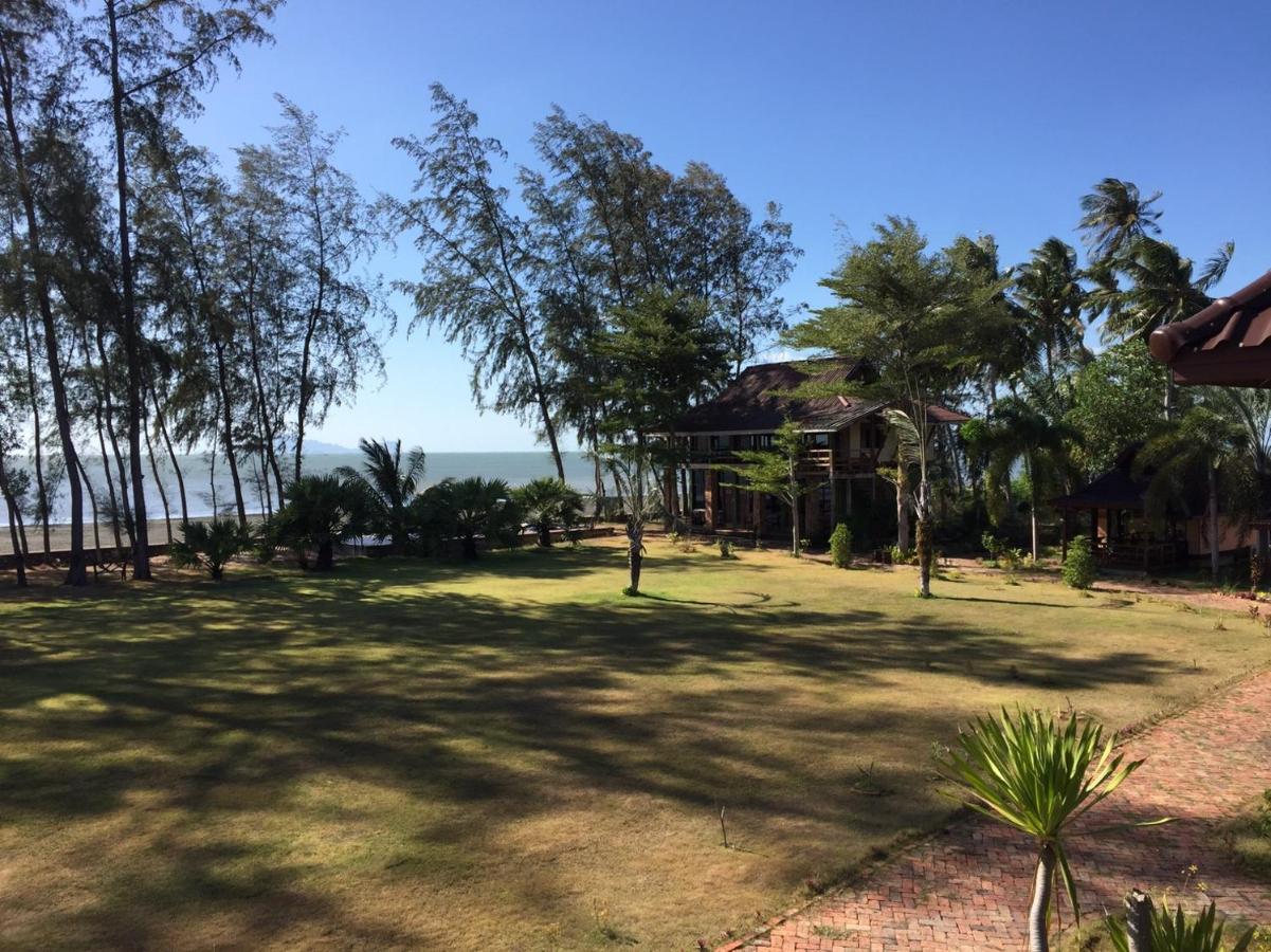 The Chevalley Beach Resort Satun Luaran gambar