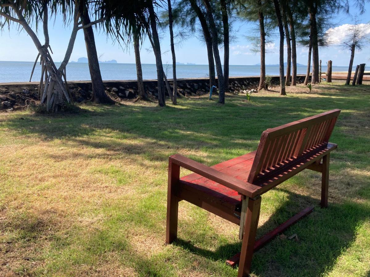 The Chevalley Beach Resort Satun Luaran gambar