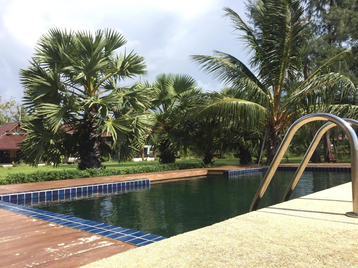 The Chevalley Beach Resort Satun Luaran gambar