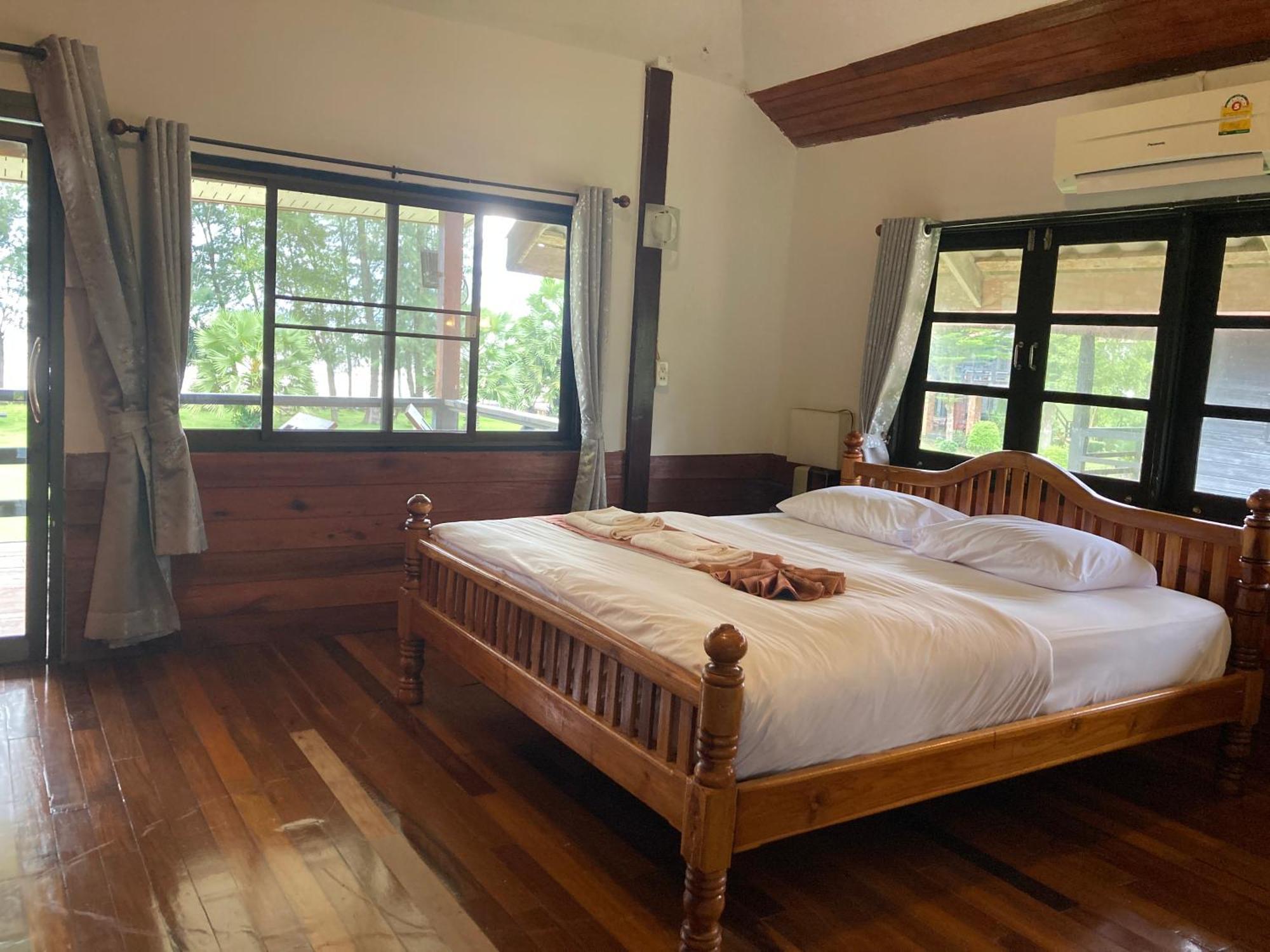 The Chevalley Beach Resort Satun Luaran gambar
