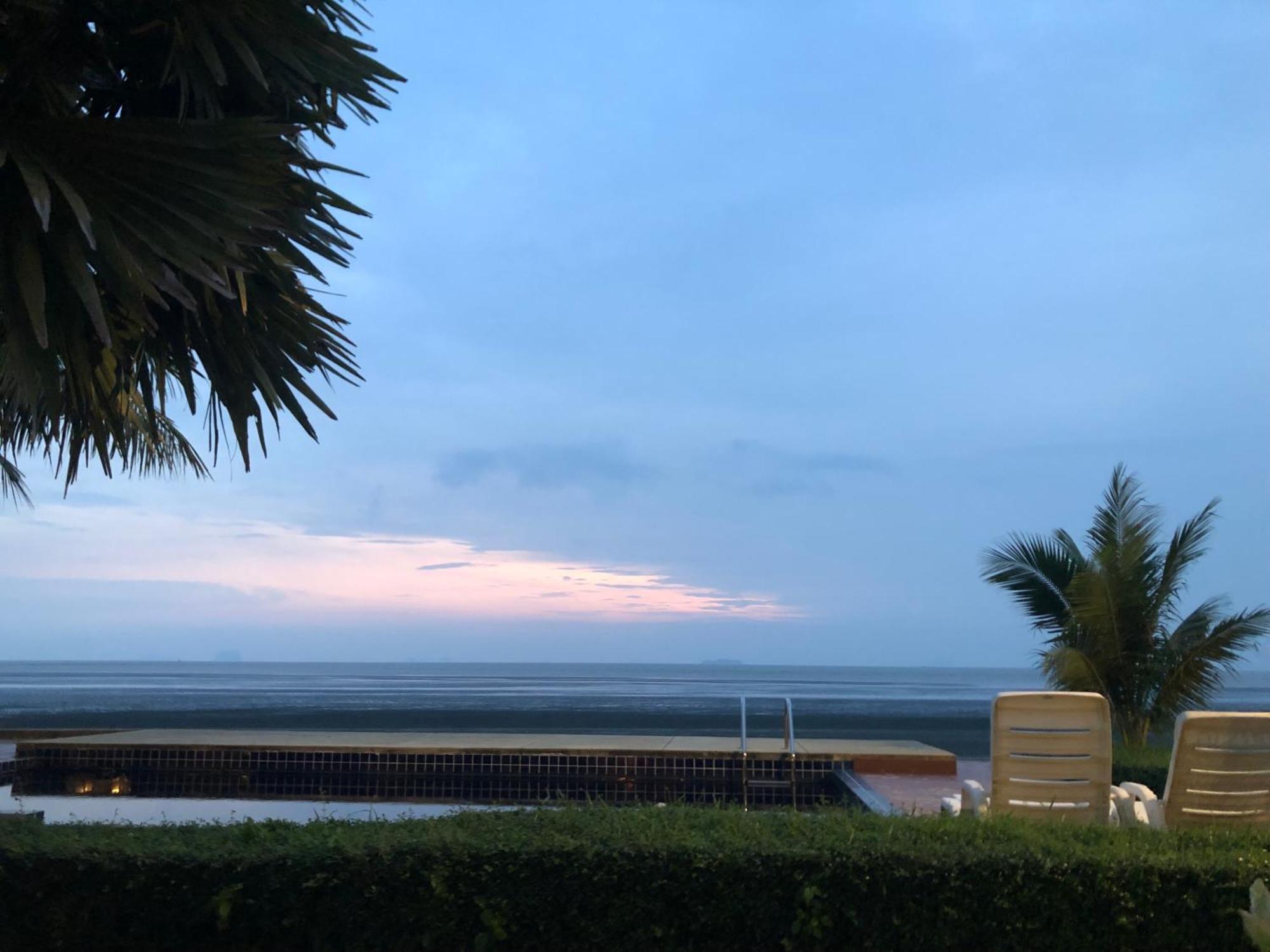 The Chevalley Beach Resort Satun Luaran gambar